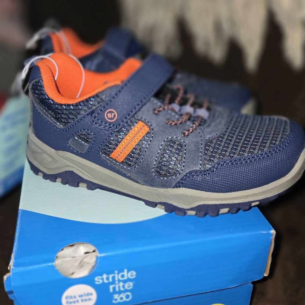 Stride Rite 360 Artin 4.0 Sneakers